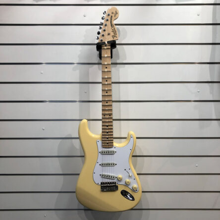 Fender Yngwie Malmsteen Stratocaster Vintage White/Maple Scalloped Neck *2nd Hand* #996 0107112841