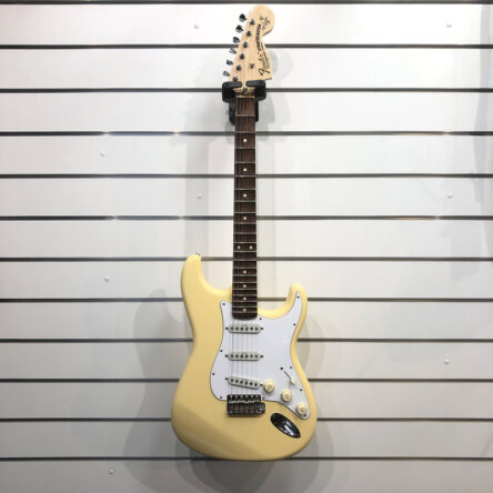 Fender Yngwie Malmsteen Strat Vintage White/Rosewood Scalloped Neck 2023 *2nd Hand* *Used* #997 0107110841